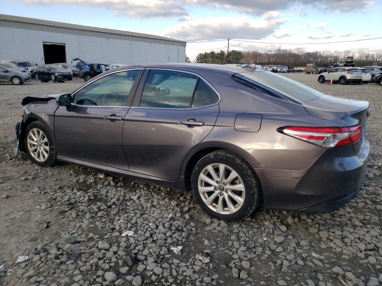2019 Toyota Camry L - Image 2