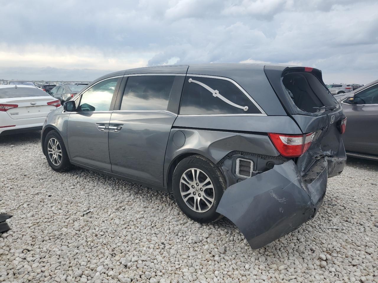 2013 Honda Odyssey Ex - Фото 2