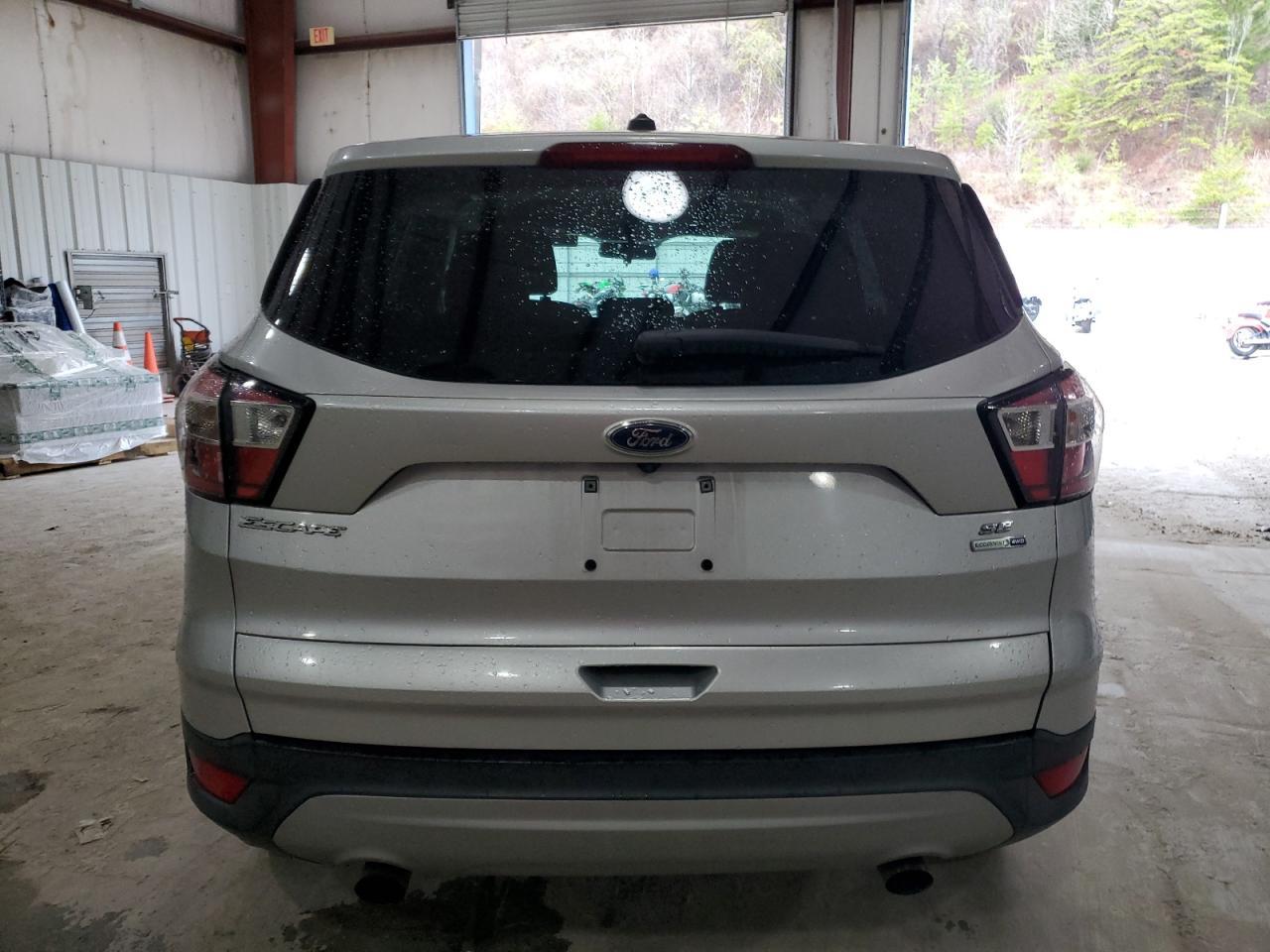 2017 Ford Escape Se - Фото 6