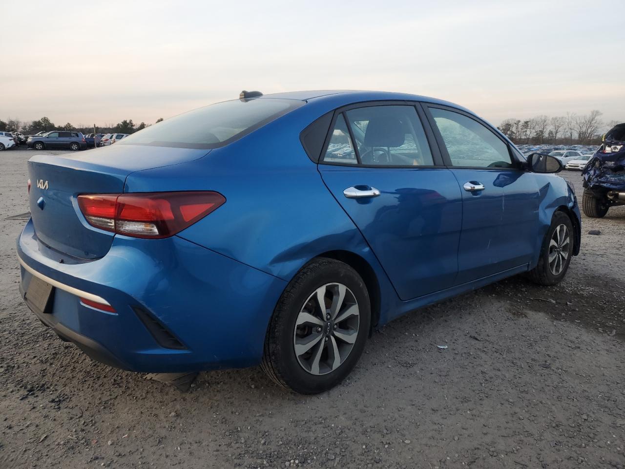 2022 Kia Rio Lx - Image 3