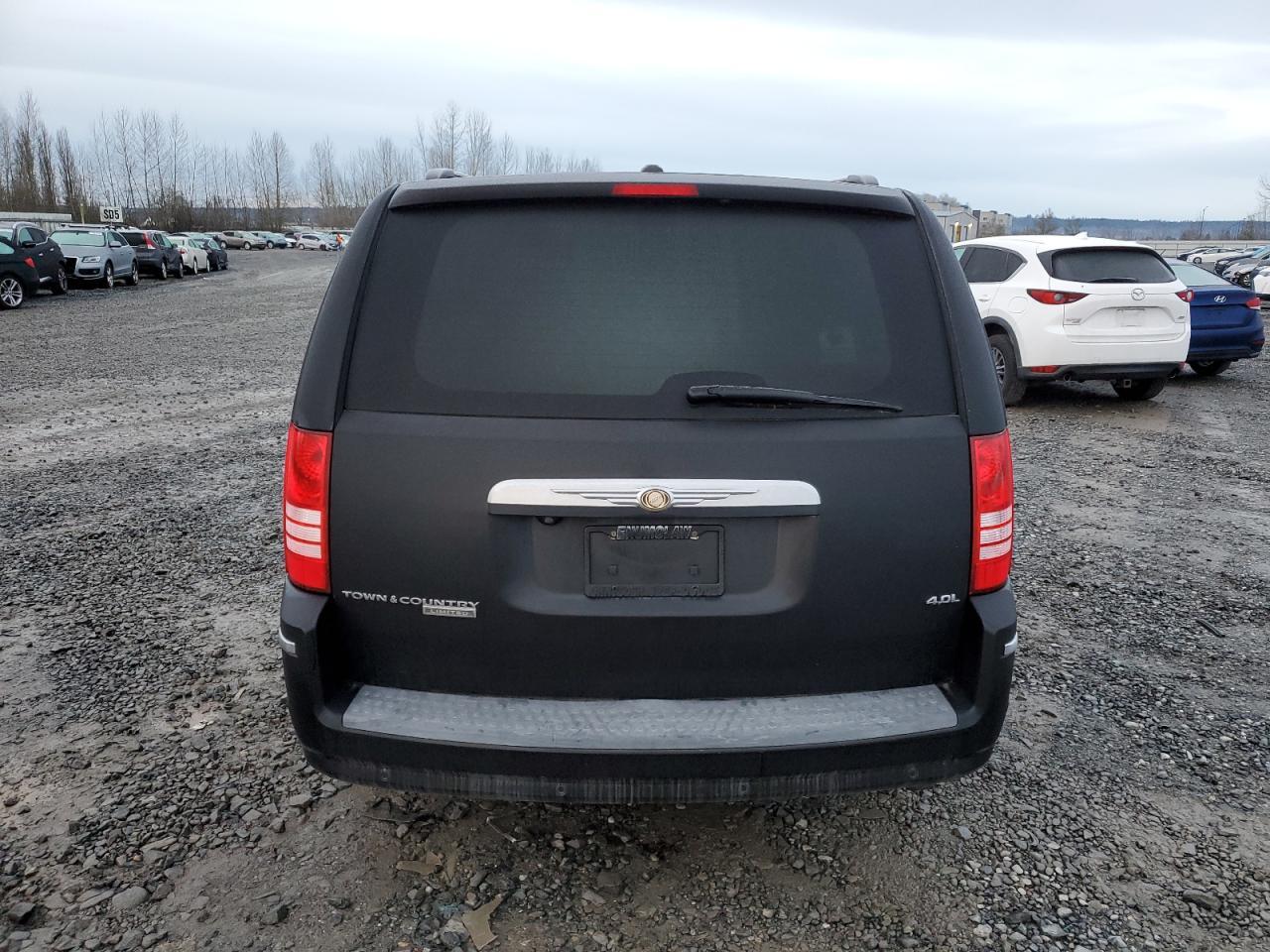 2008 Chrysler Town & Country Limited - Фото 6