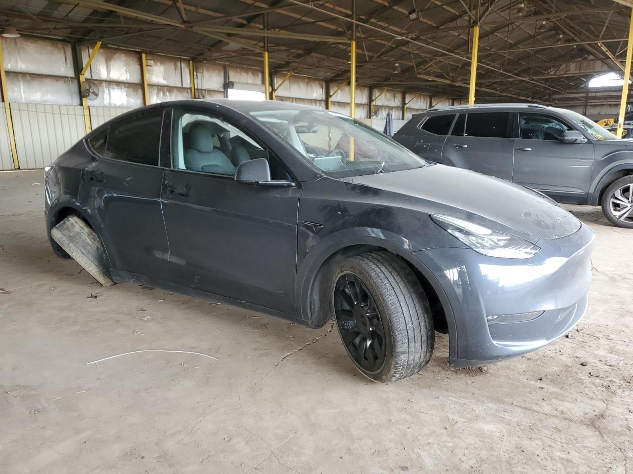 2023 Tesla Model Y - Image 4