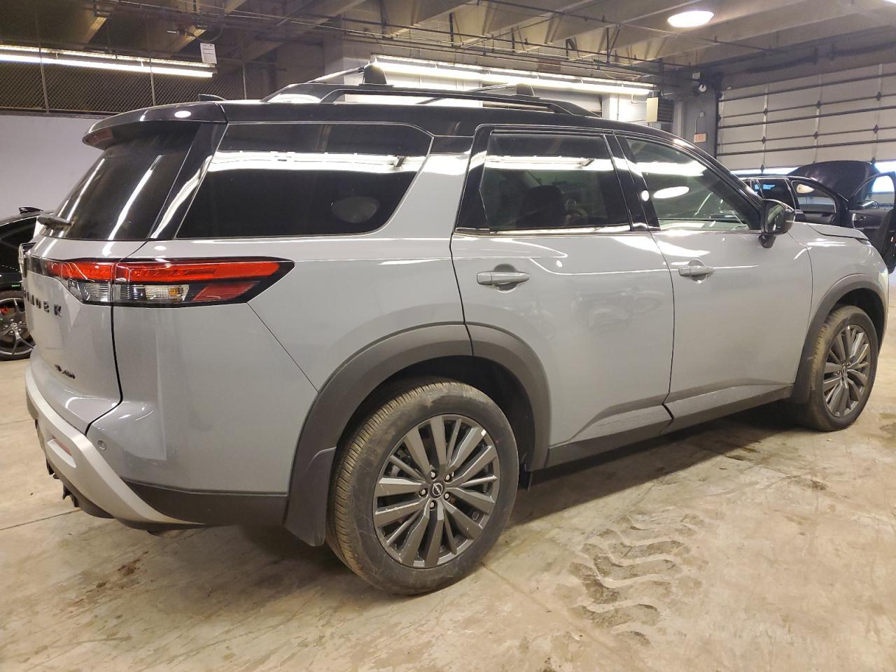 2024 Nissan Pathfinder Sl - Фото 3