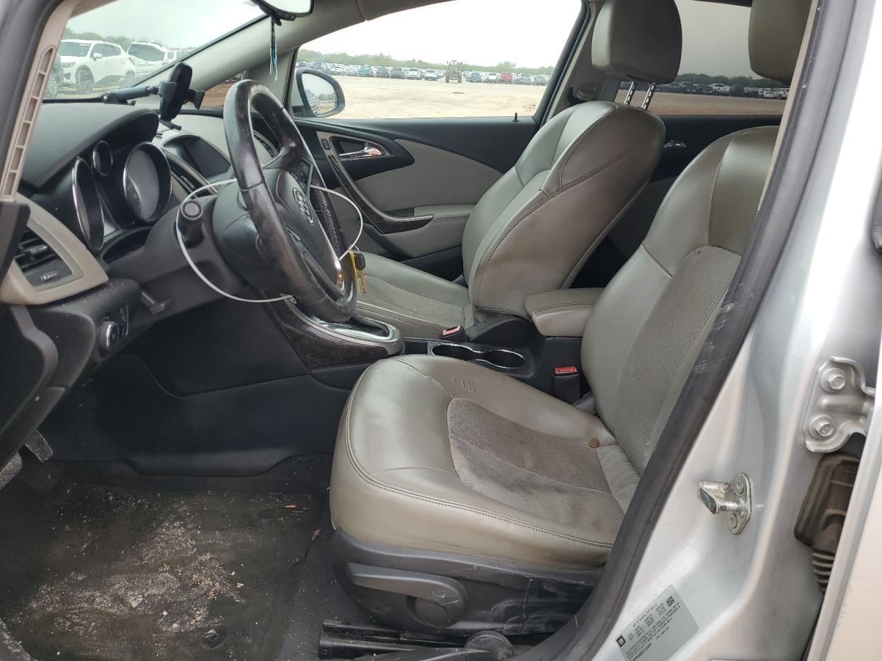 2012 Buick Verano - Image 7