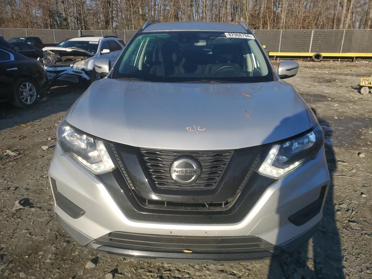 2020 Nissan Rogue S - Фото 5