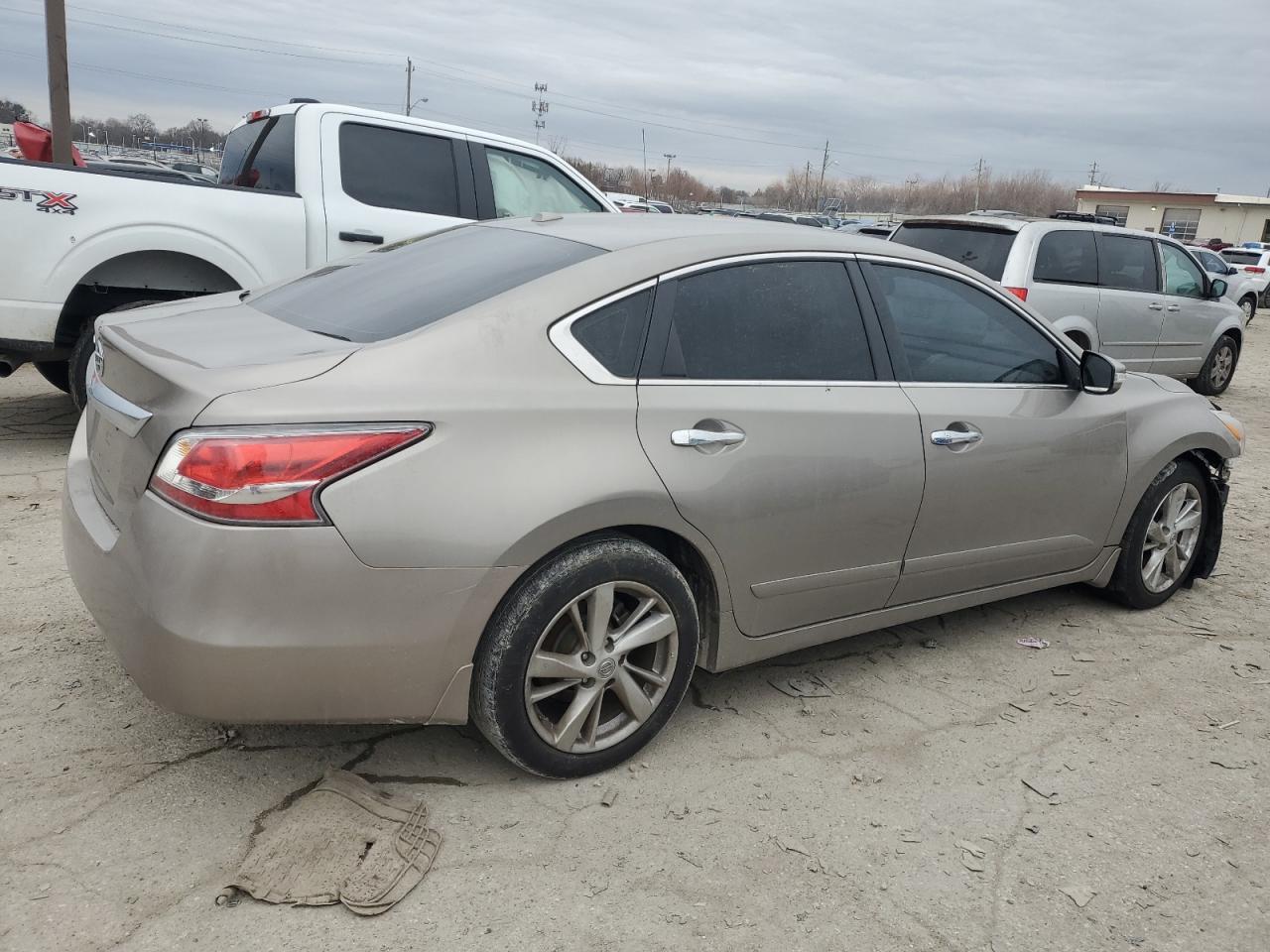 2015 Nissan Altima 2.5 - Фото 3