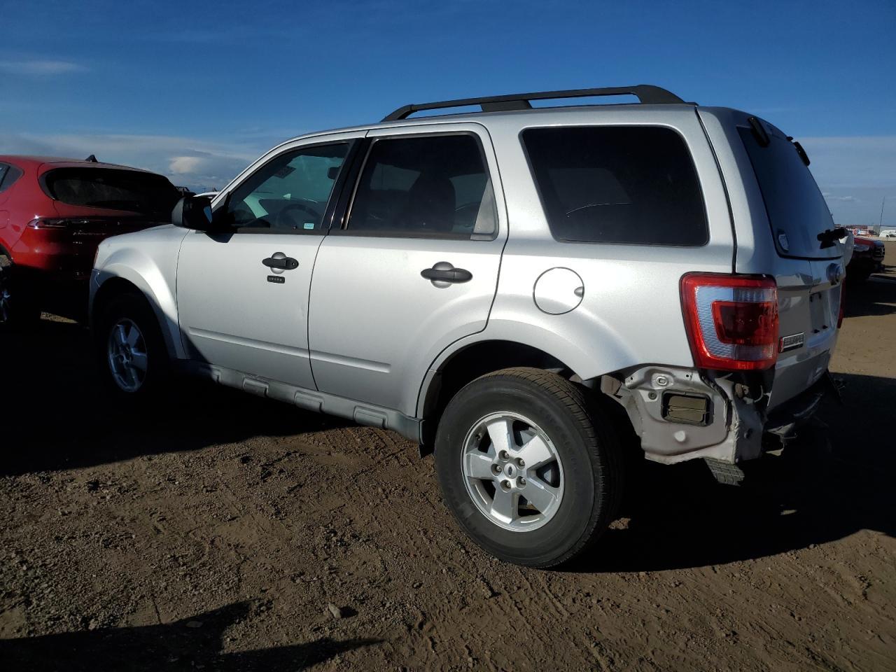 2012 Ford Escape Xlt - Image 2