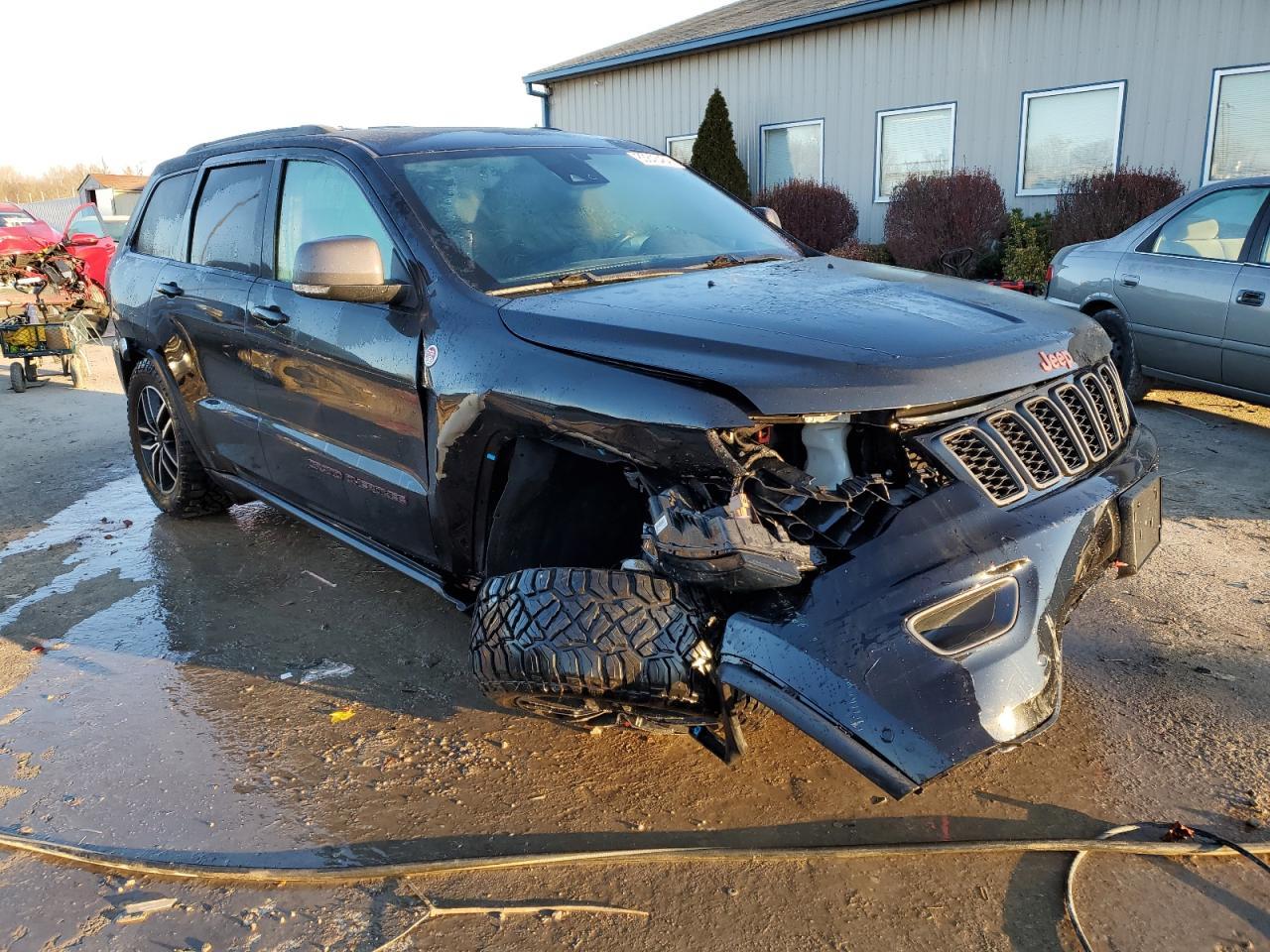 2021 Jeep Grand Cherokee Trailhawk - Фото 4