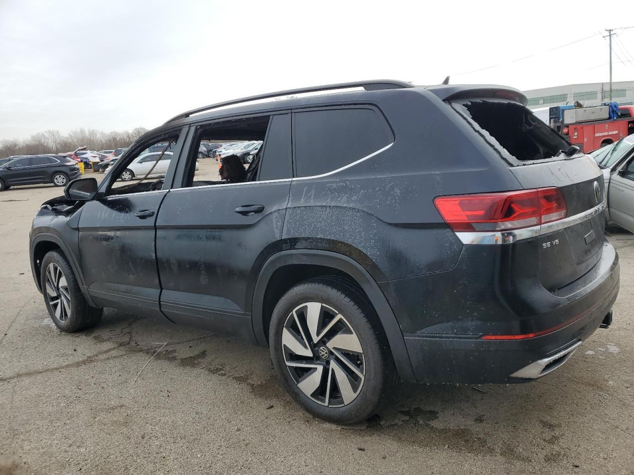 2023 Volkswagen Atlas Se - Image 2