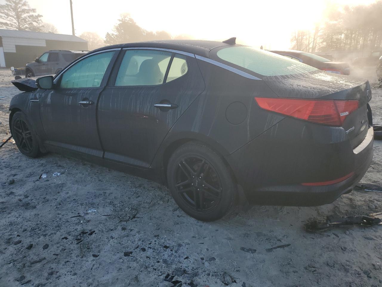 2013 Kia Optima Ex - Image 2