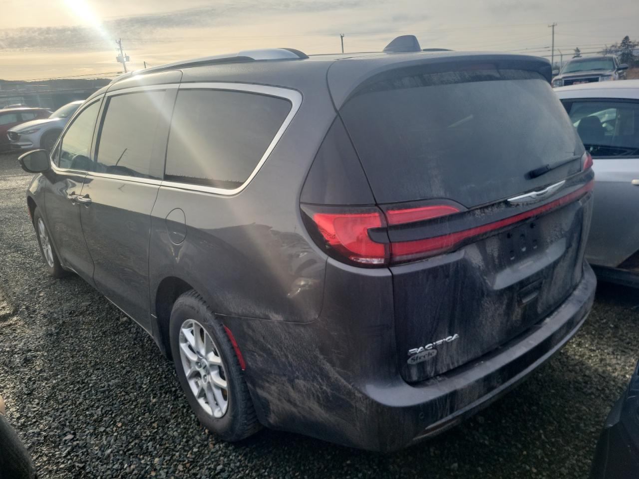 2021 Chrysler Pacifica H - Image 2