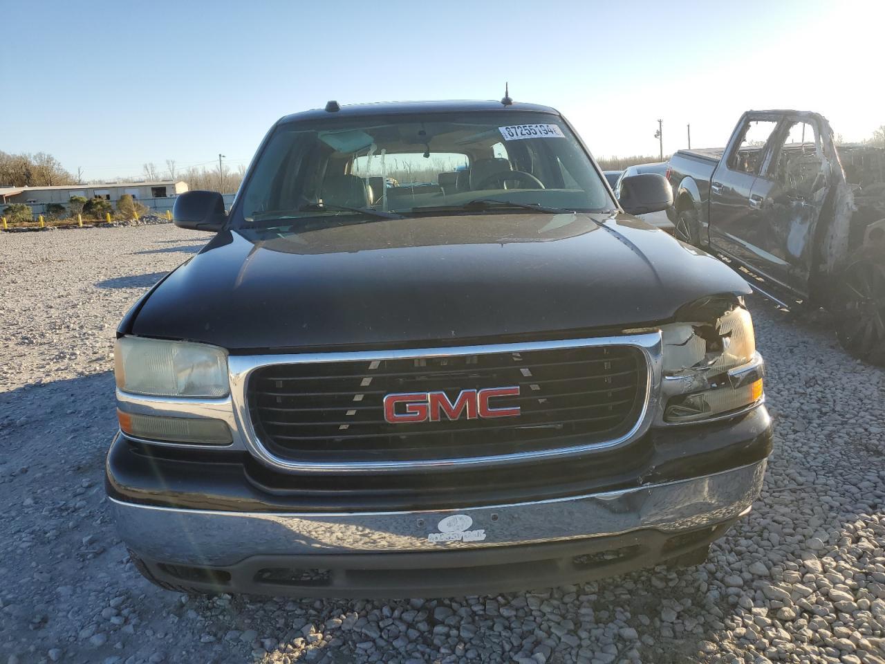 2004 GMC Yukon Xl C1500 - Фото 5