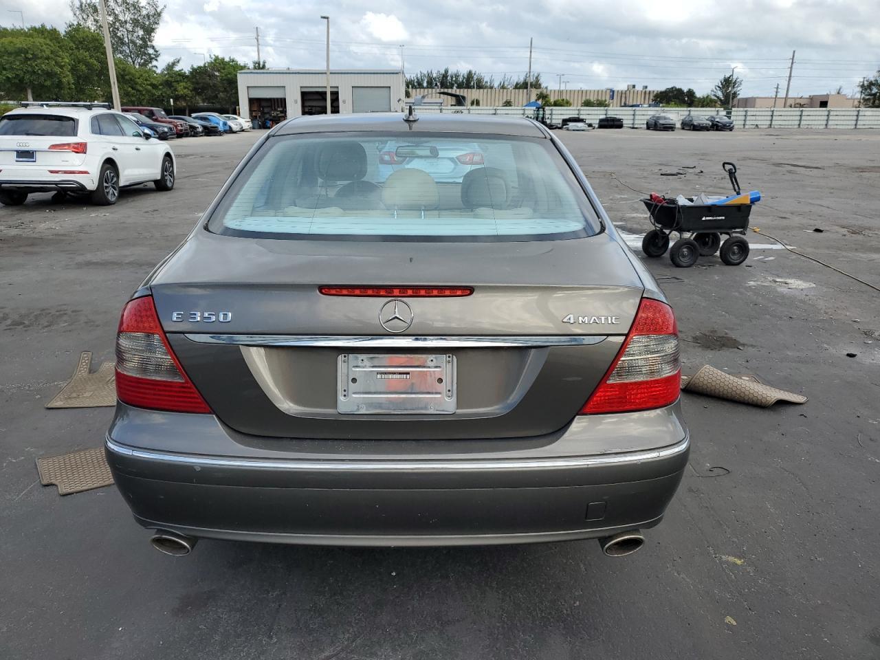 2008 Mercedes-Benz E 350 4Matic - Image 6