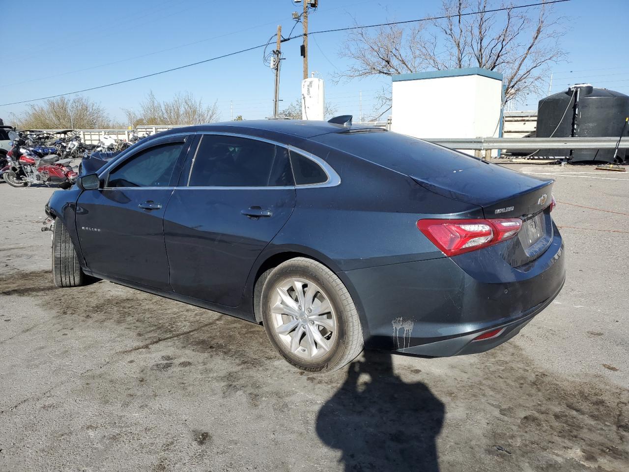 2020 Chevrolet Malibu Lt - Image 2