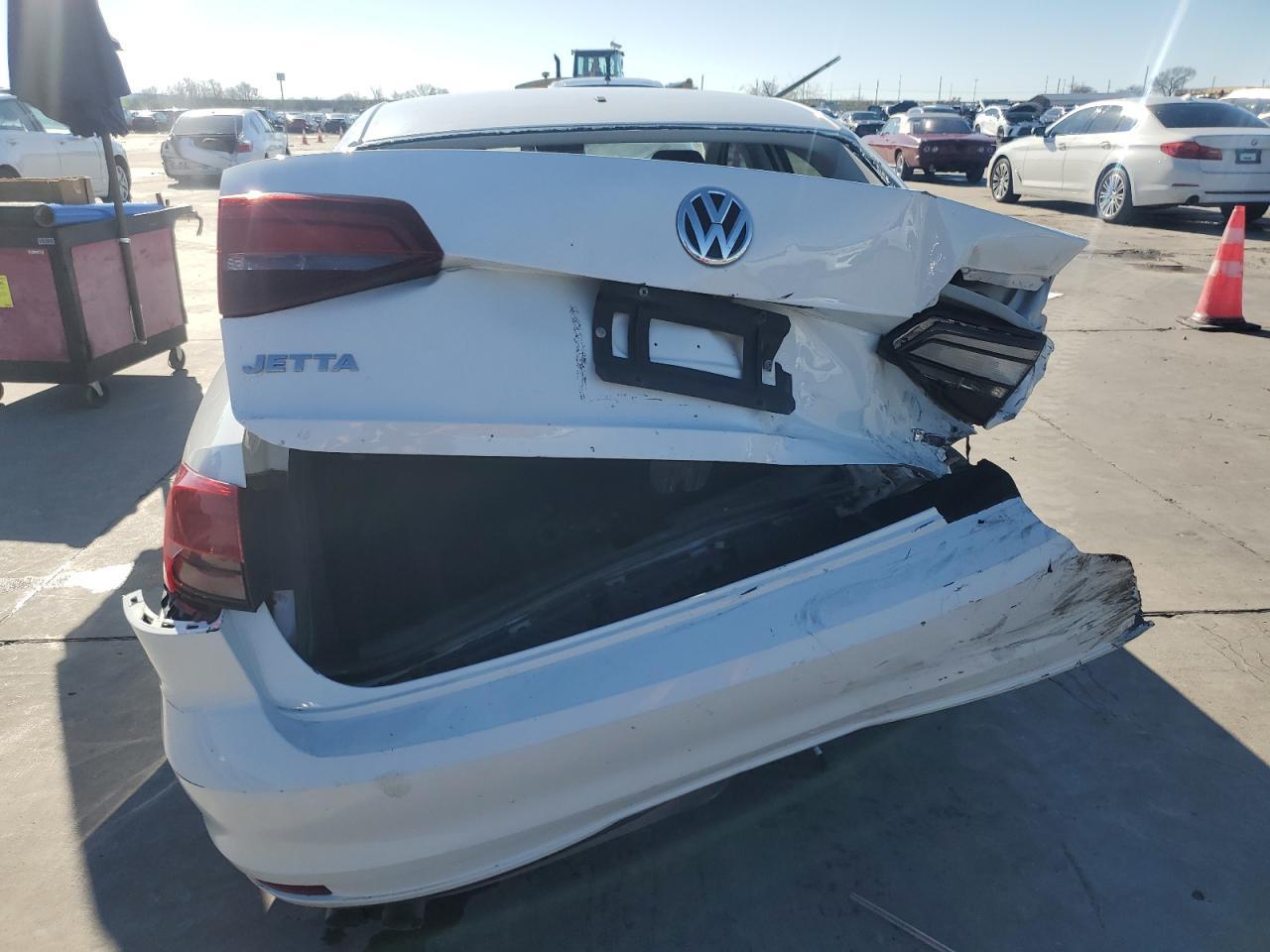 2017 Volkswagen Jetta S - Фото 6