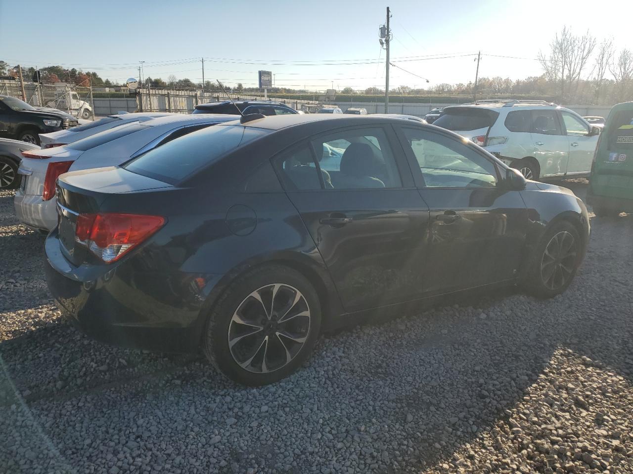 2015 Chevrolet Cruze Ls - Фото 3
