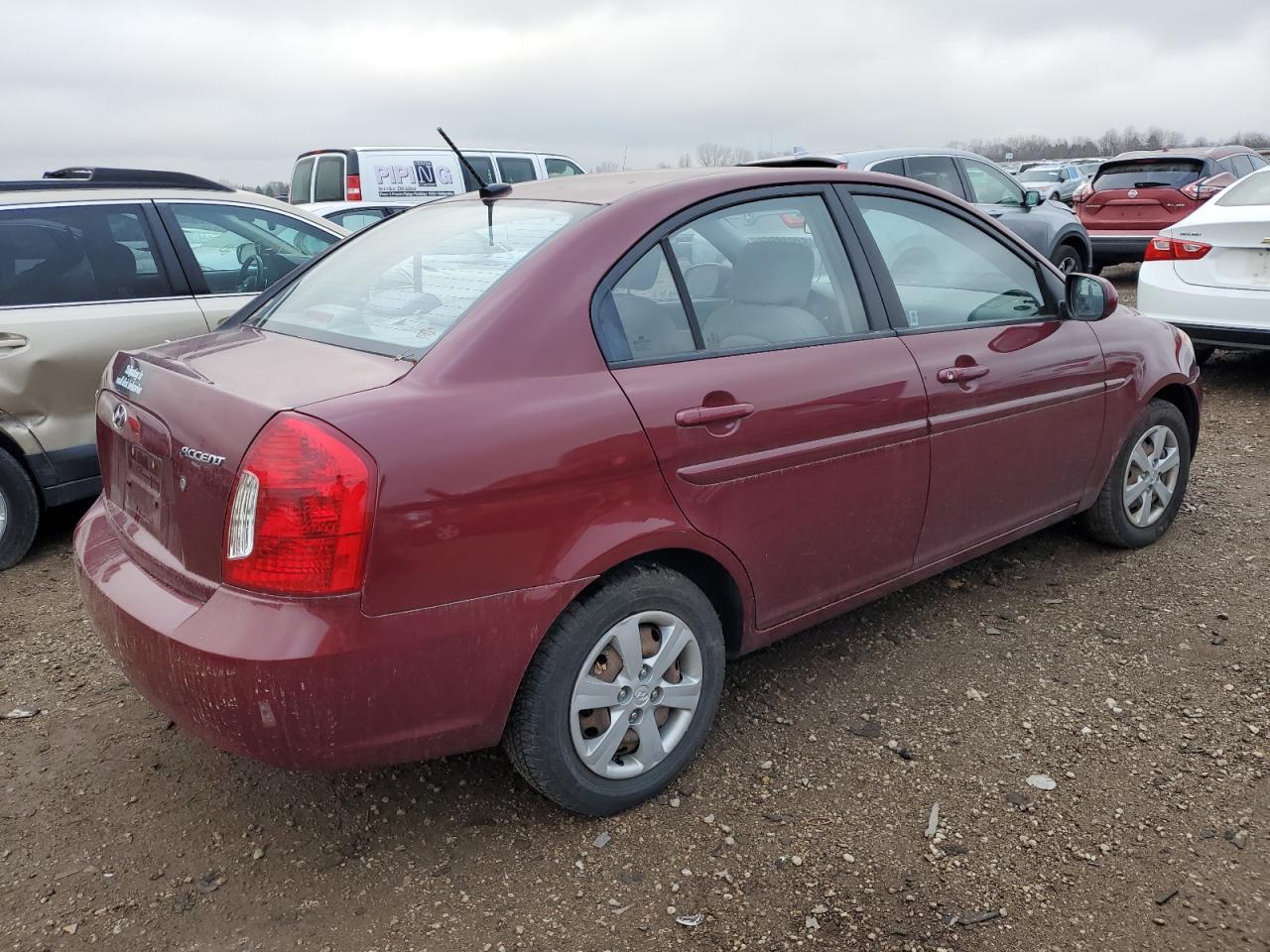 2010 Hyundai Accent Gls - Image 3