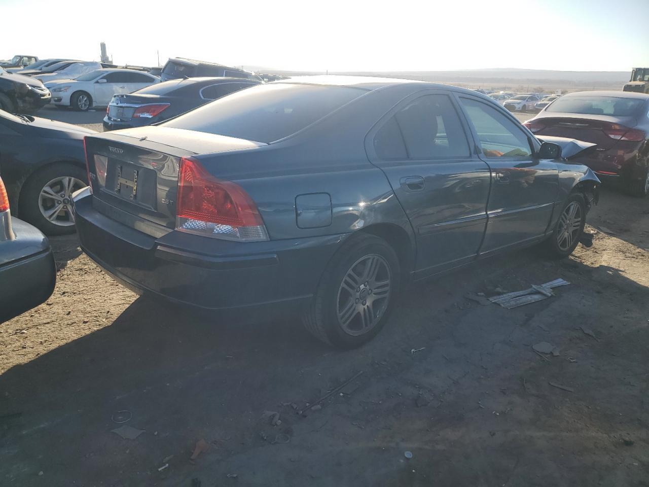 2006 Volvo S60 2.5T - Фото 3