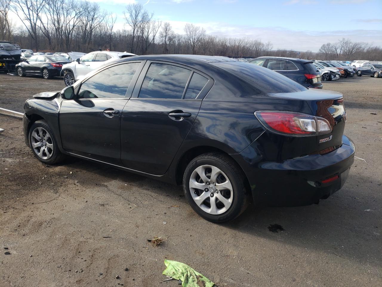 2013 Mazda 3 I - Фото 2
