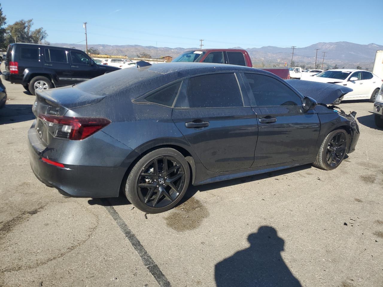 2025 Honda Civic Sport - Фото 3