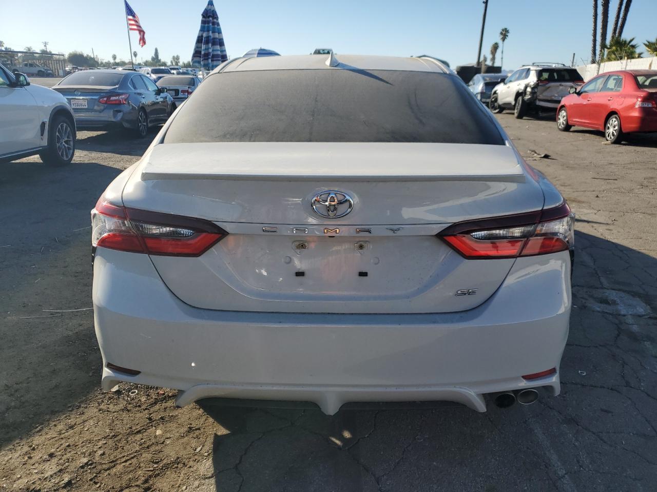 2022 Toyota Camry Se - Фото 6