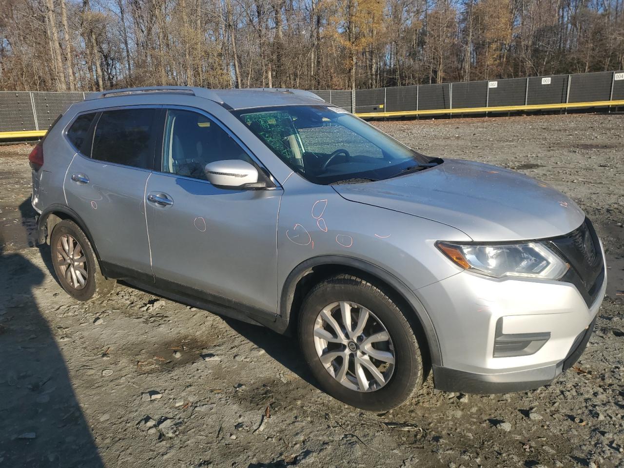2020 Nissan Rogue S - Фото 4