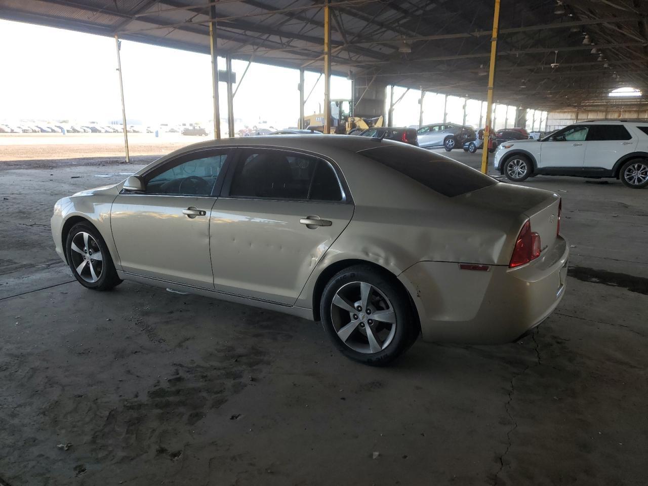 2011 Chevrolet Malibu 1Lt - Image 2