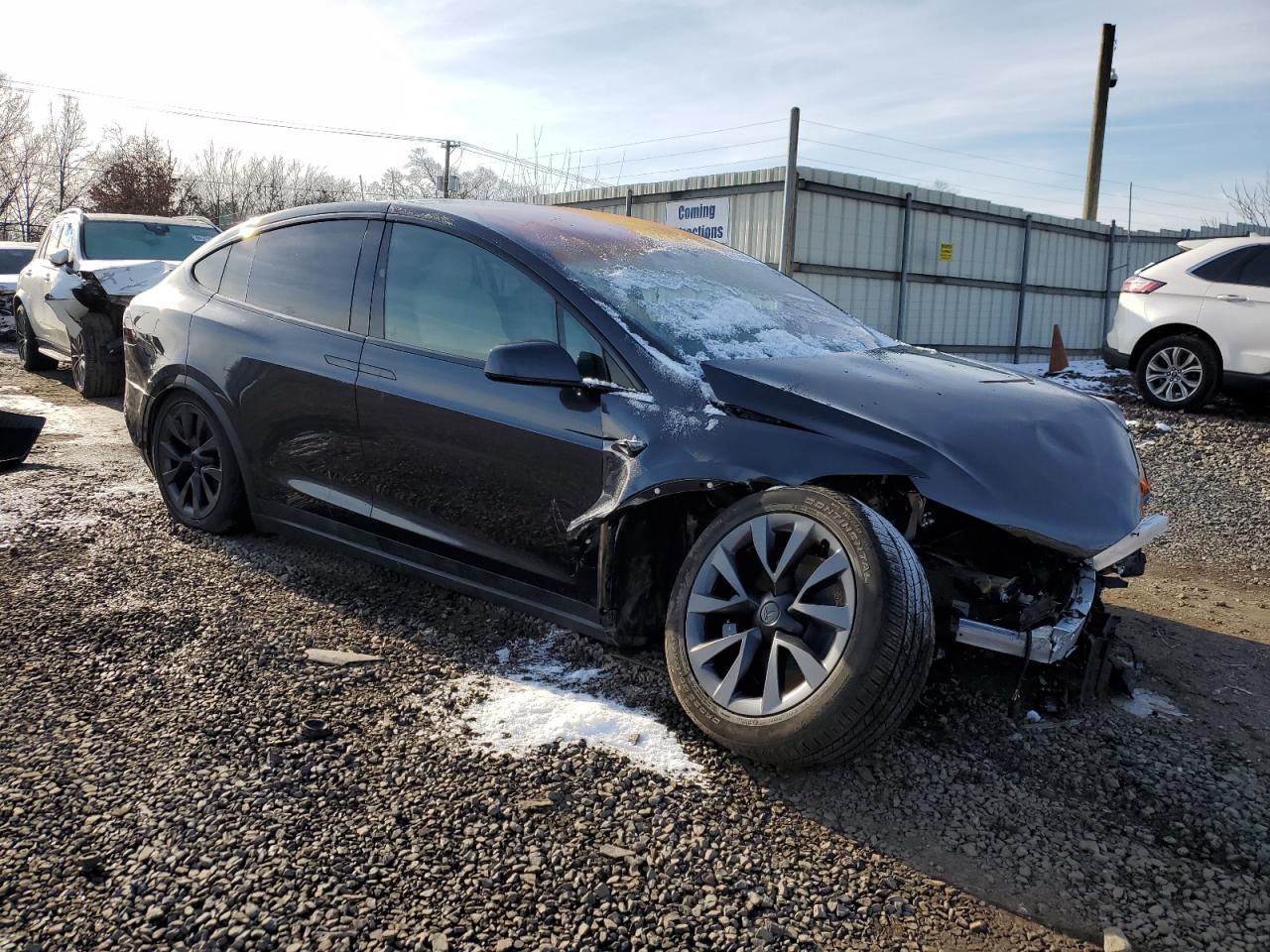 2024 Tesla Model X - Image 4