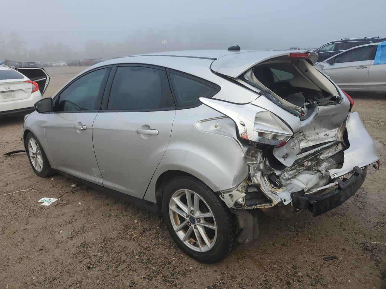 2018 Ford Focus Se - Фото 2