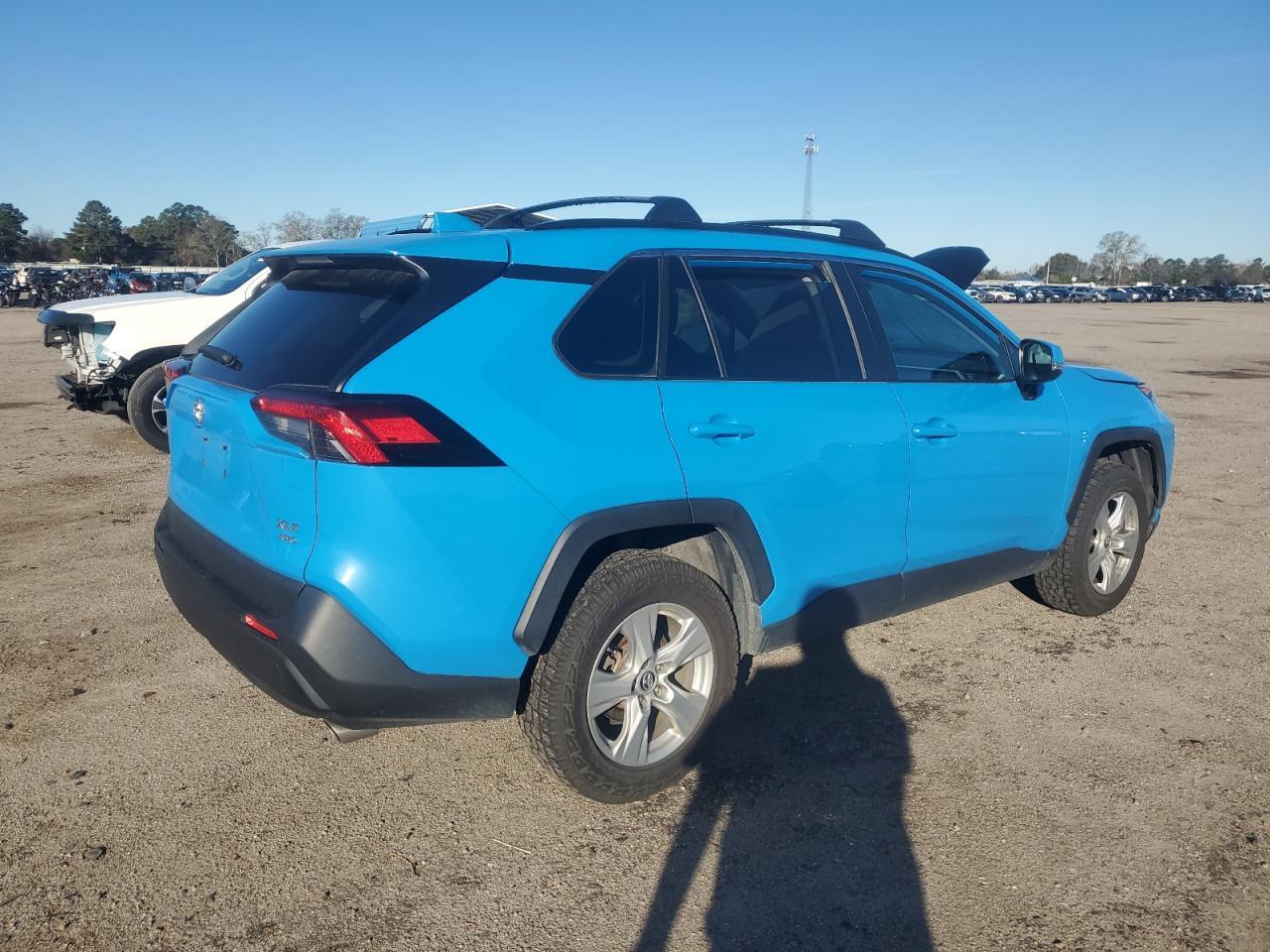 2020 Toyota Rav4 Xle - Фото 3