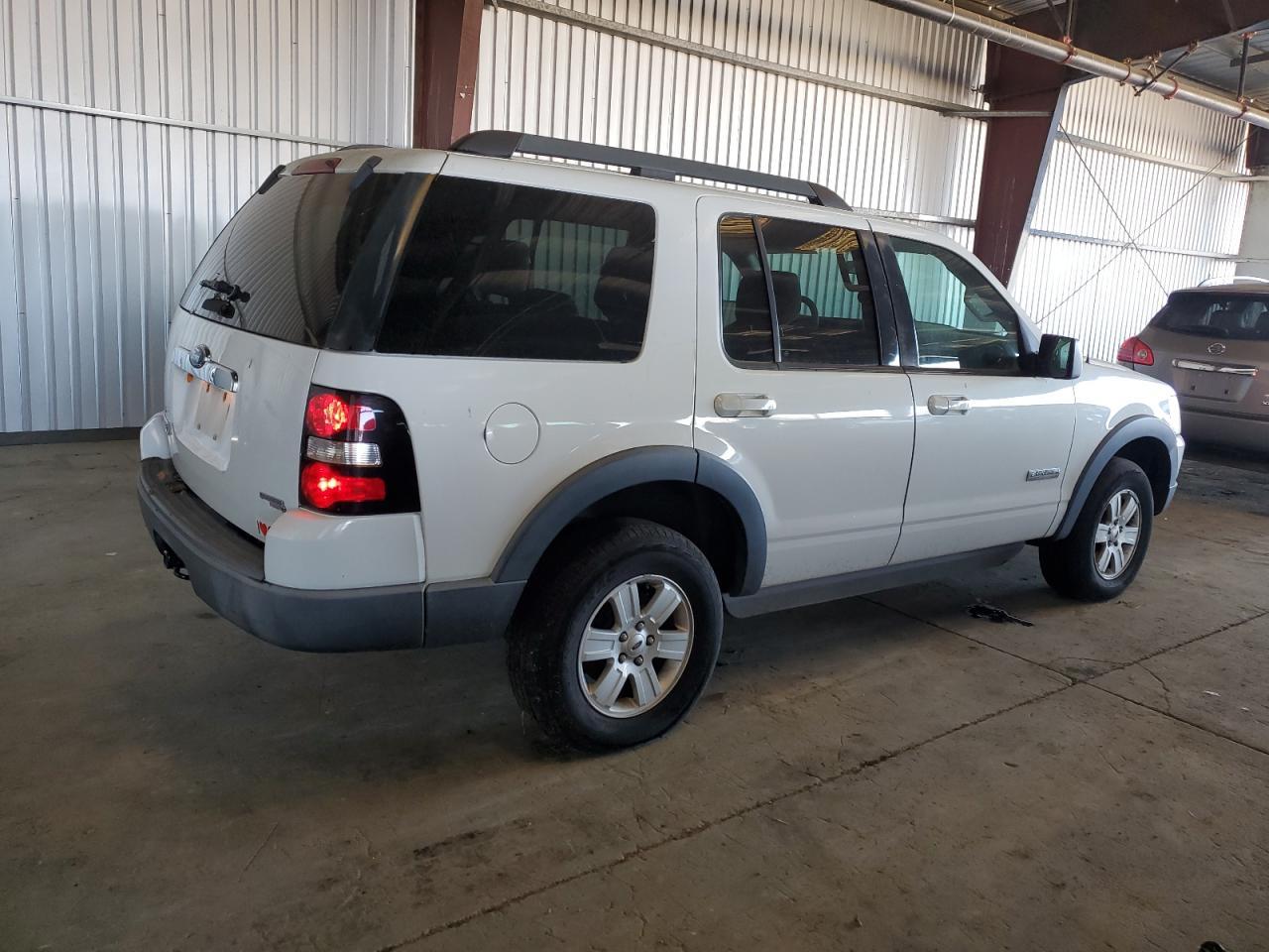 2007 Ford Explorer Xlt - Image 3