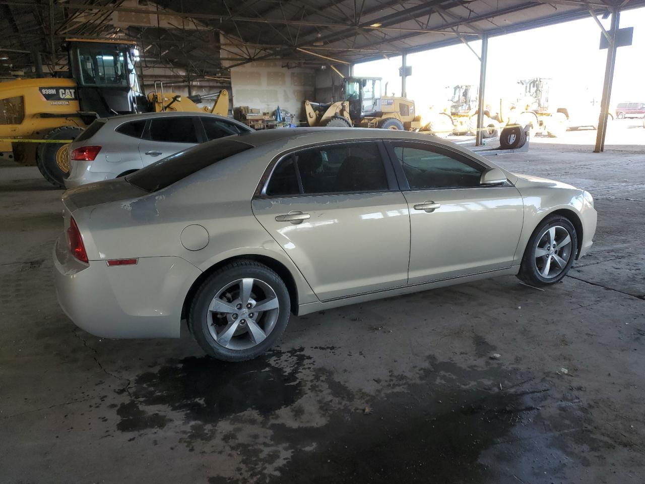 2011 Chevrolet Malibu 1Lt - Image 3