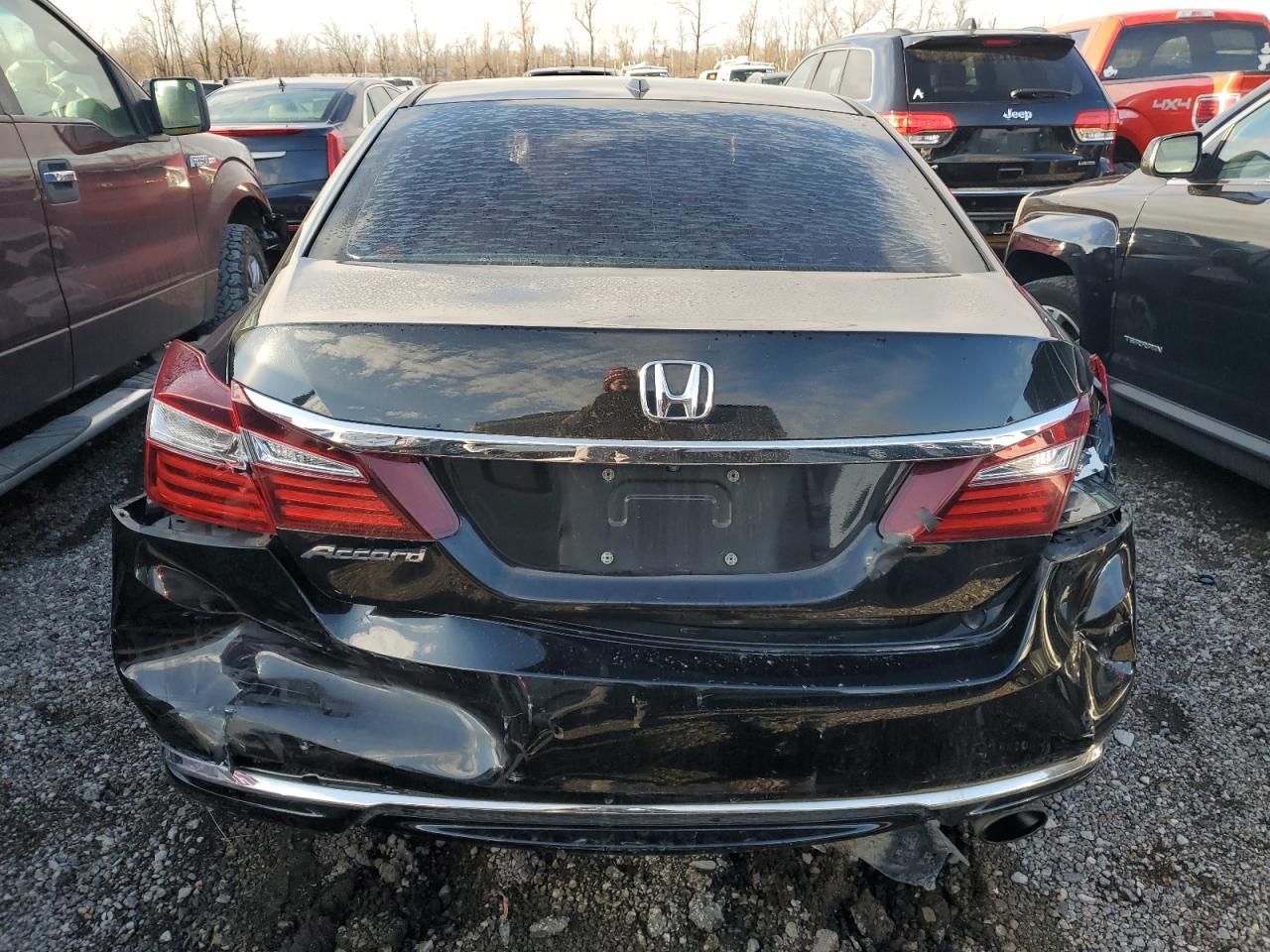 2016 Honda Accord Ex - Image 6
