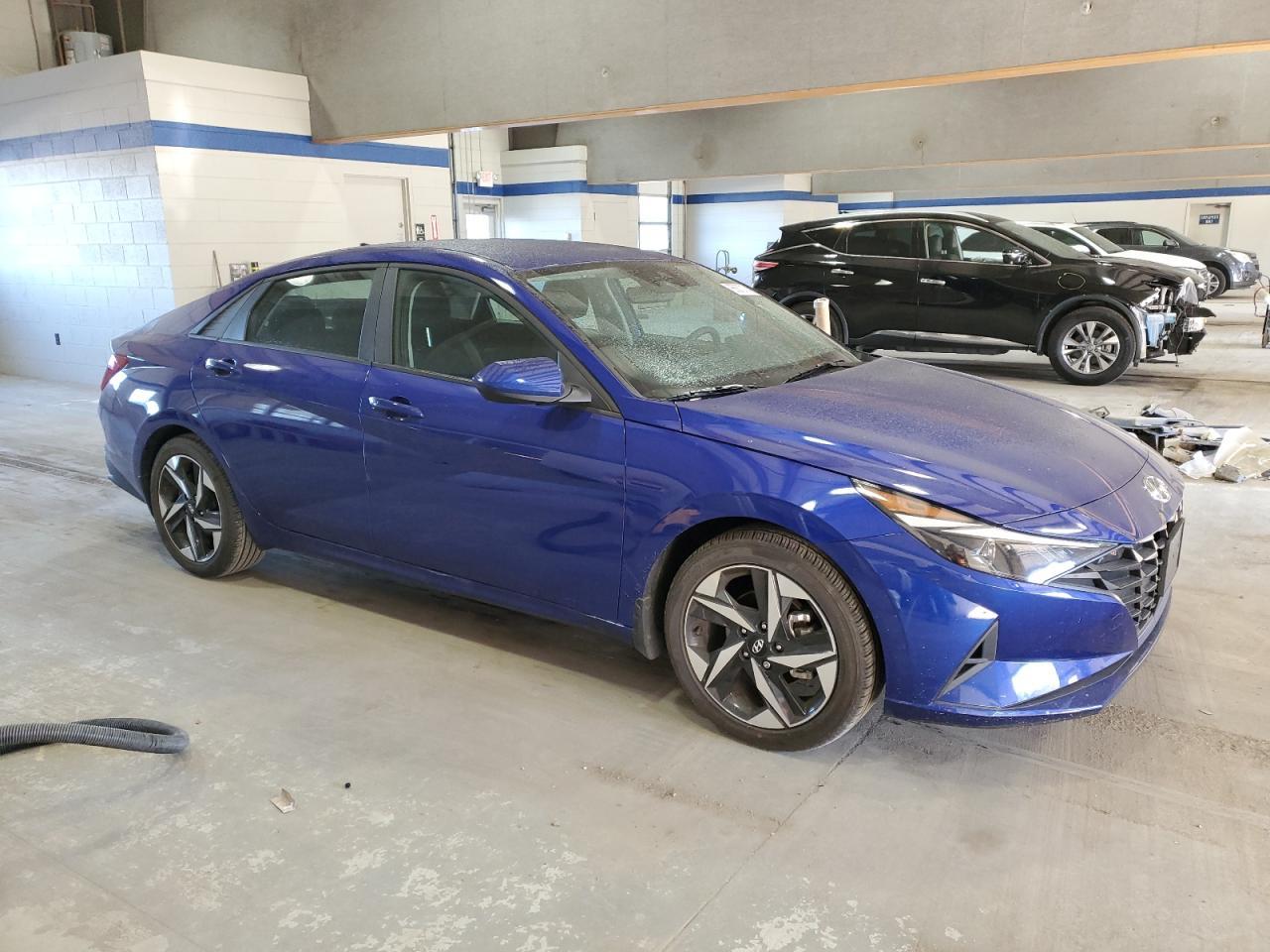 2023 Hyundai Elantra Sel - Фото 4