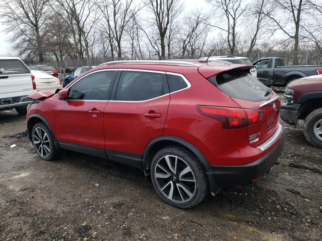 2017 Nissan Rogue Sport S - Фото 2