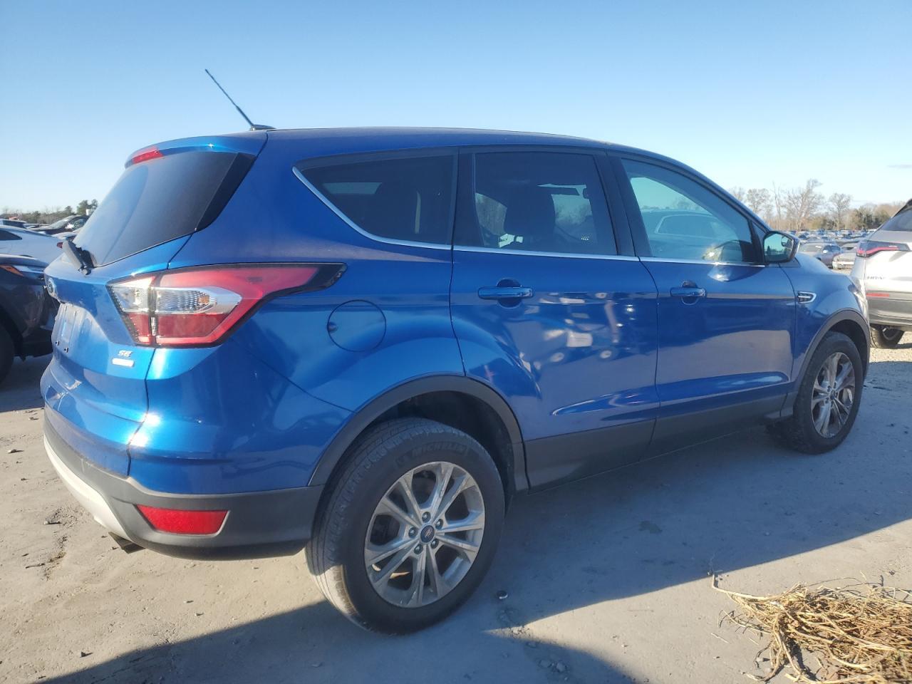 2017 Ford Escape Se - Image 3