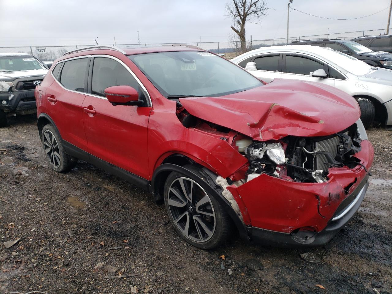 2017 Nissan Rogue Sport S - Фото 4