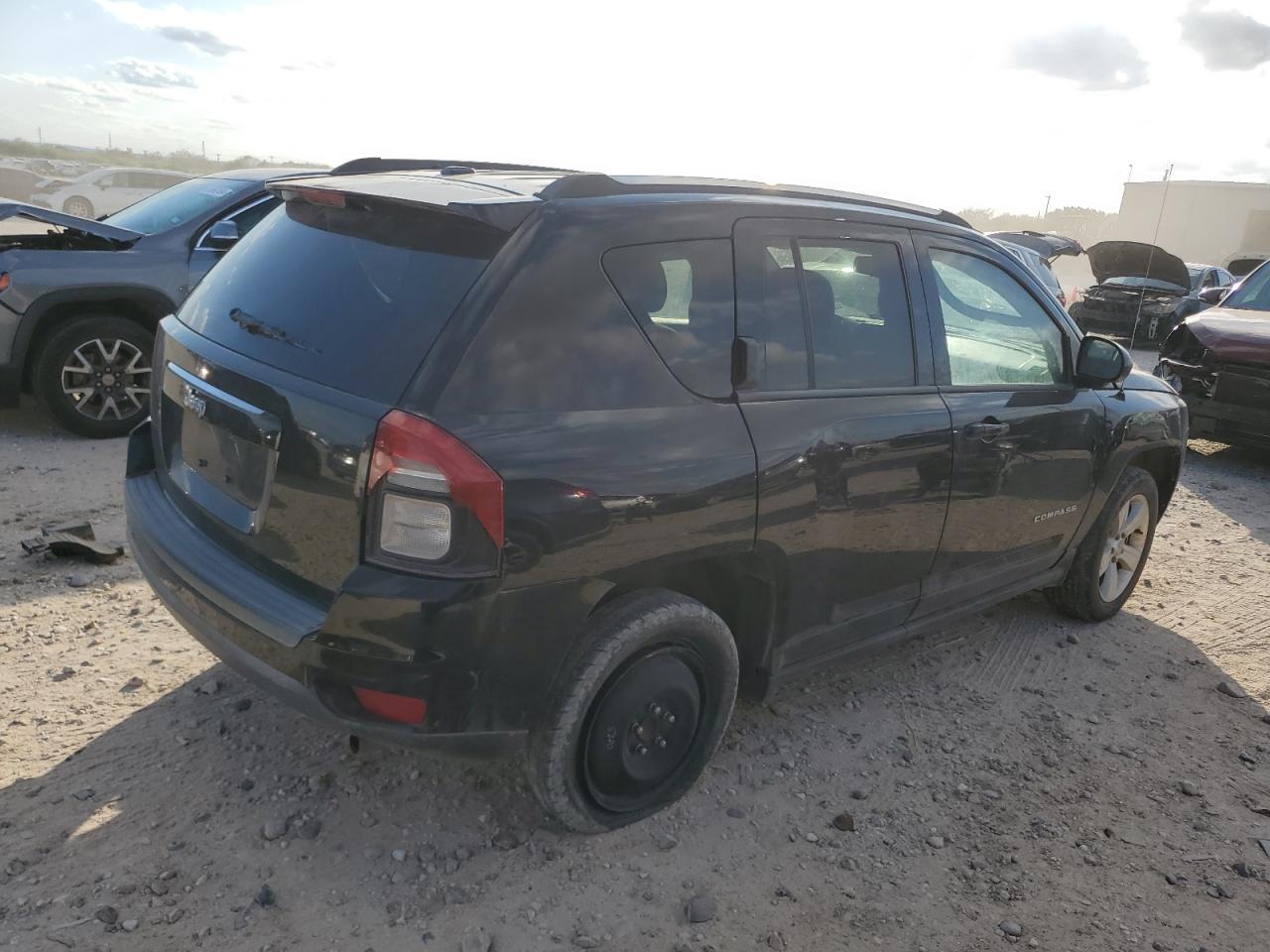 2014 Jeep Compass Sport - Фото 3