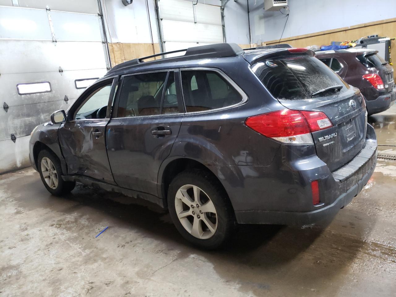 2013 Subaru Outback 2.5I Premium - Image 2