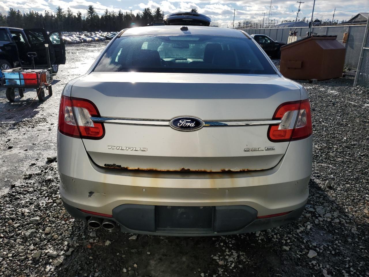 2011 Ford Taurus Sel - Фото 6