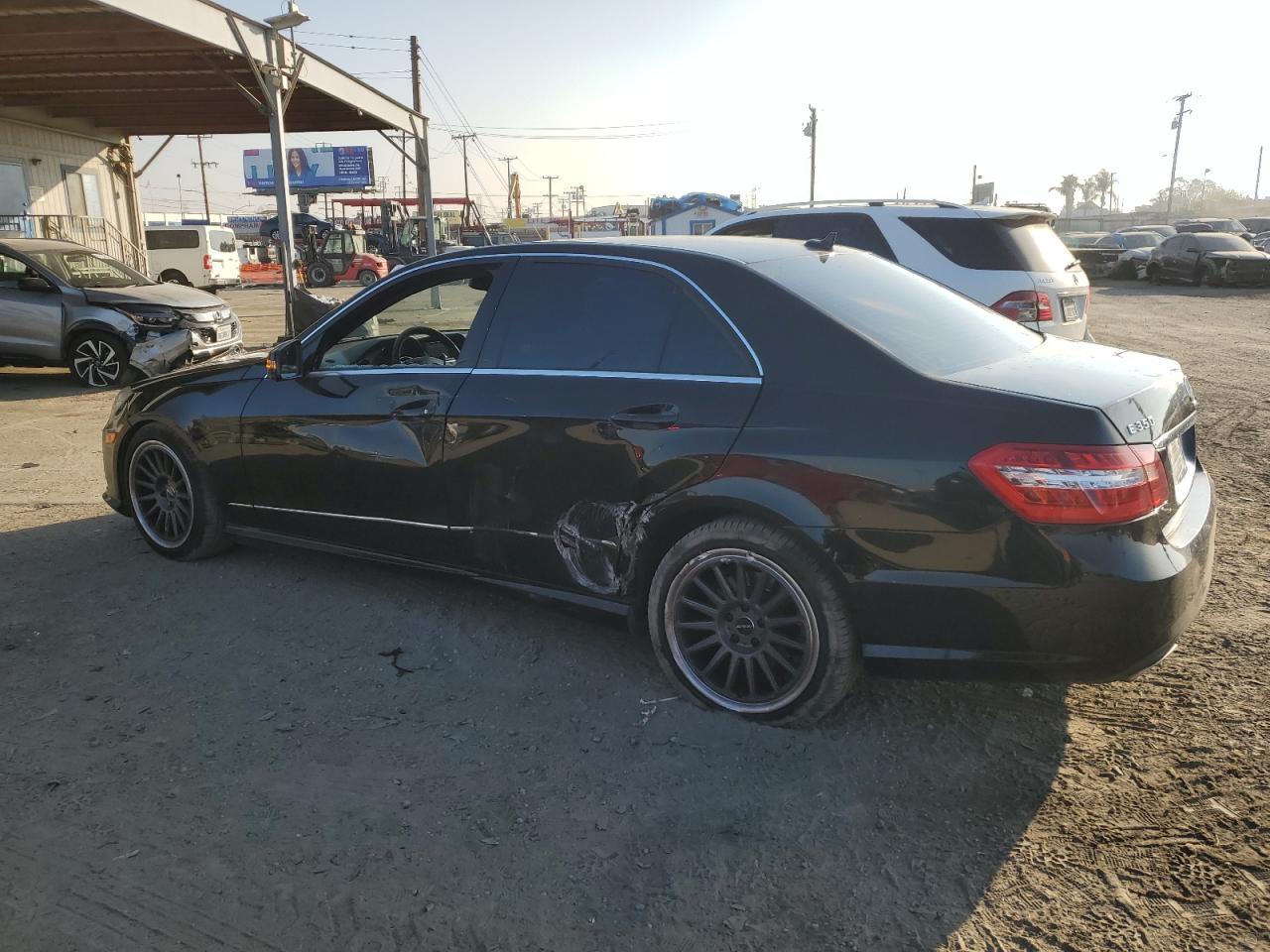 2010 Mercedes-Benz E 350 - Фото 2