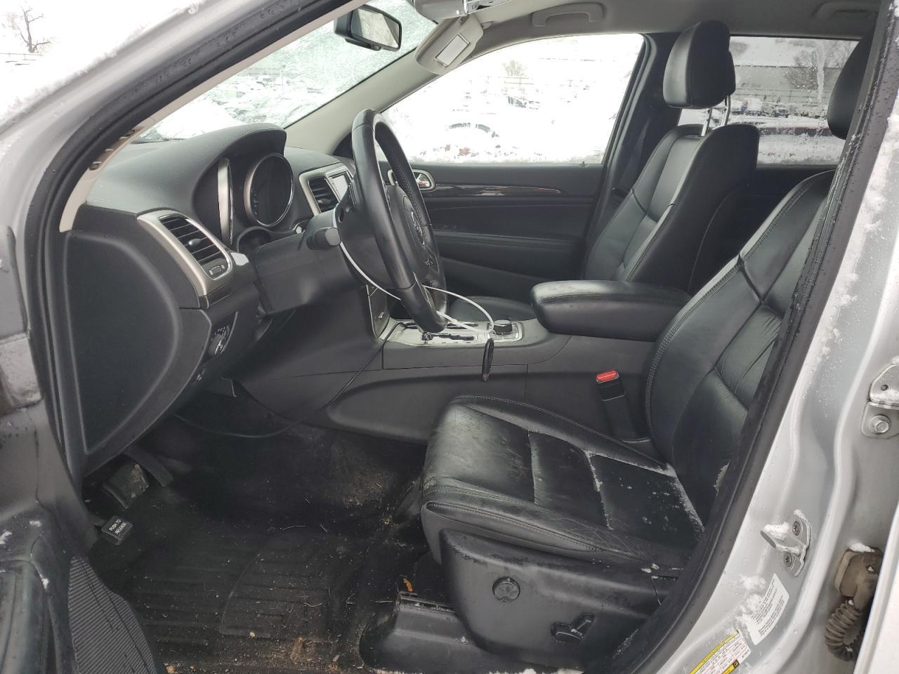 2011 Jeep Grand Cherokee Laredo - Image 7