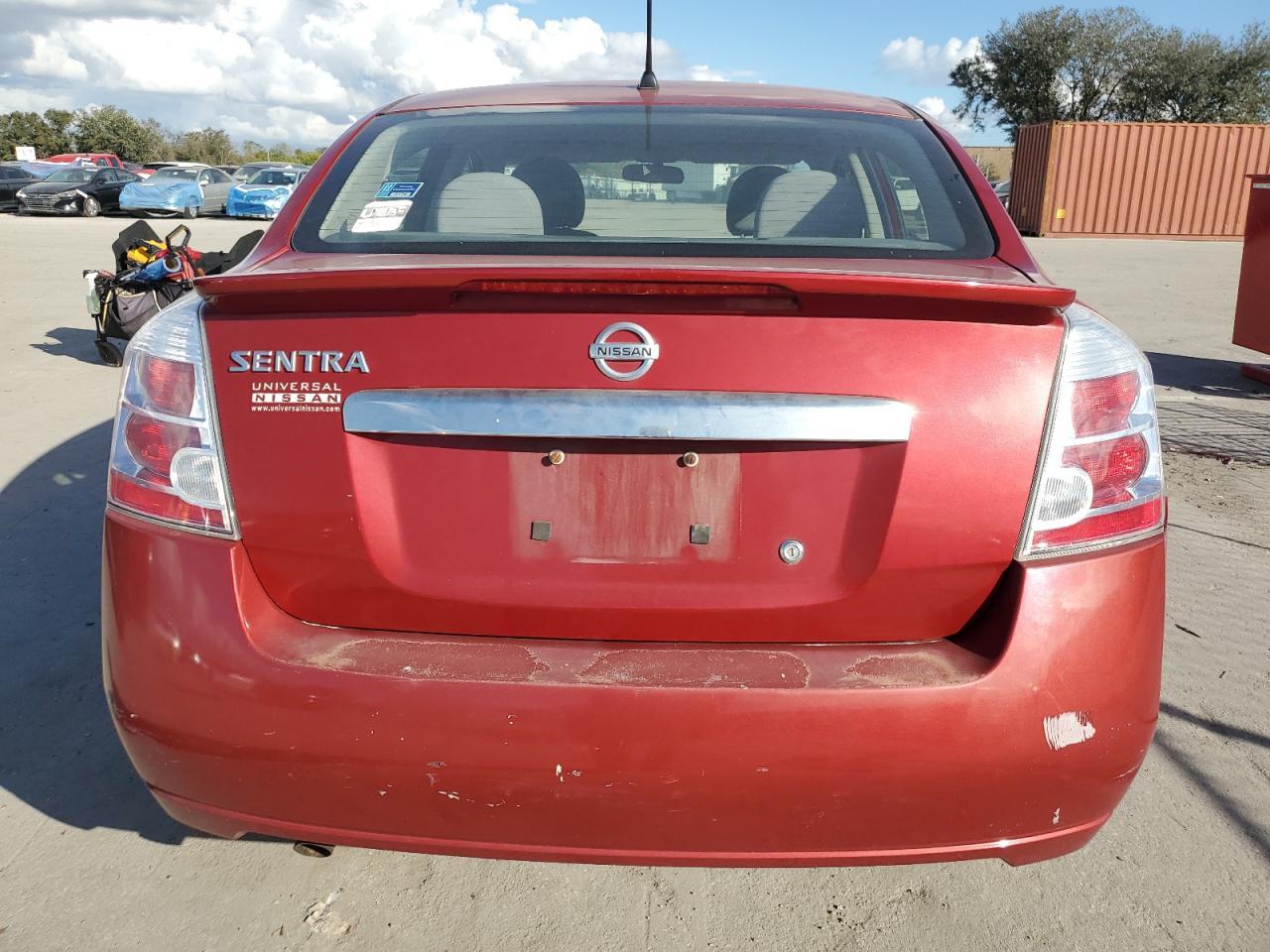 2012 Nissan Sentra 2.0 - Image 6