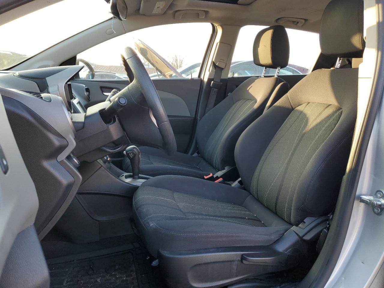 2015 Chevrolet Sonic Lt - Фото 7