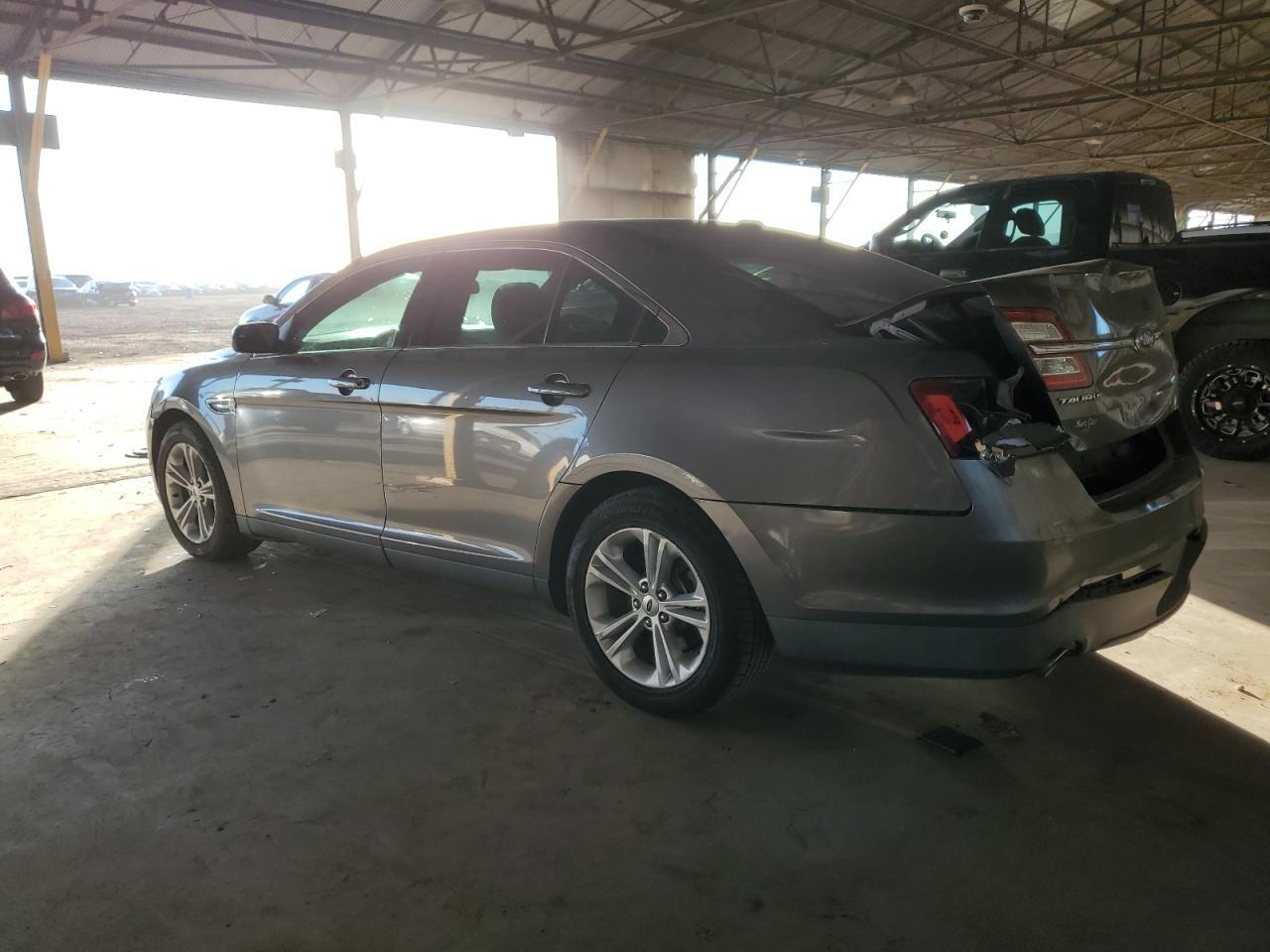 2013 Ford Taurus Sel - Фото 2