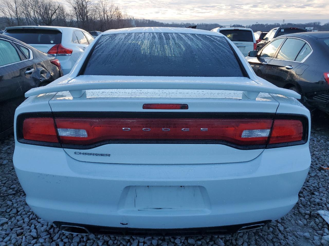 2014 Dodge Charger Se - Image 6