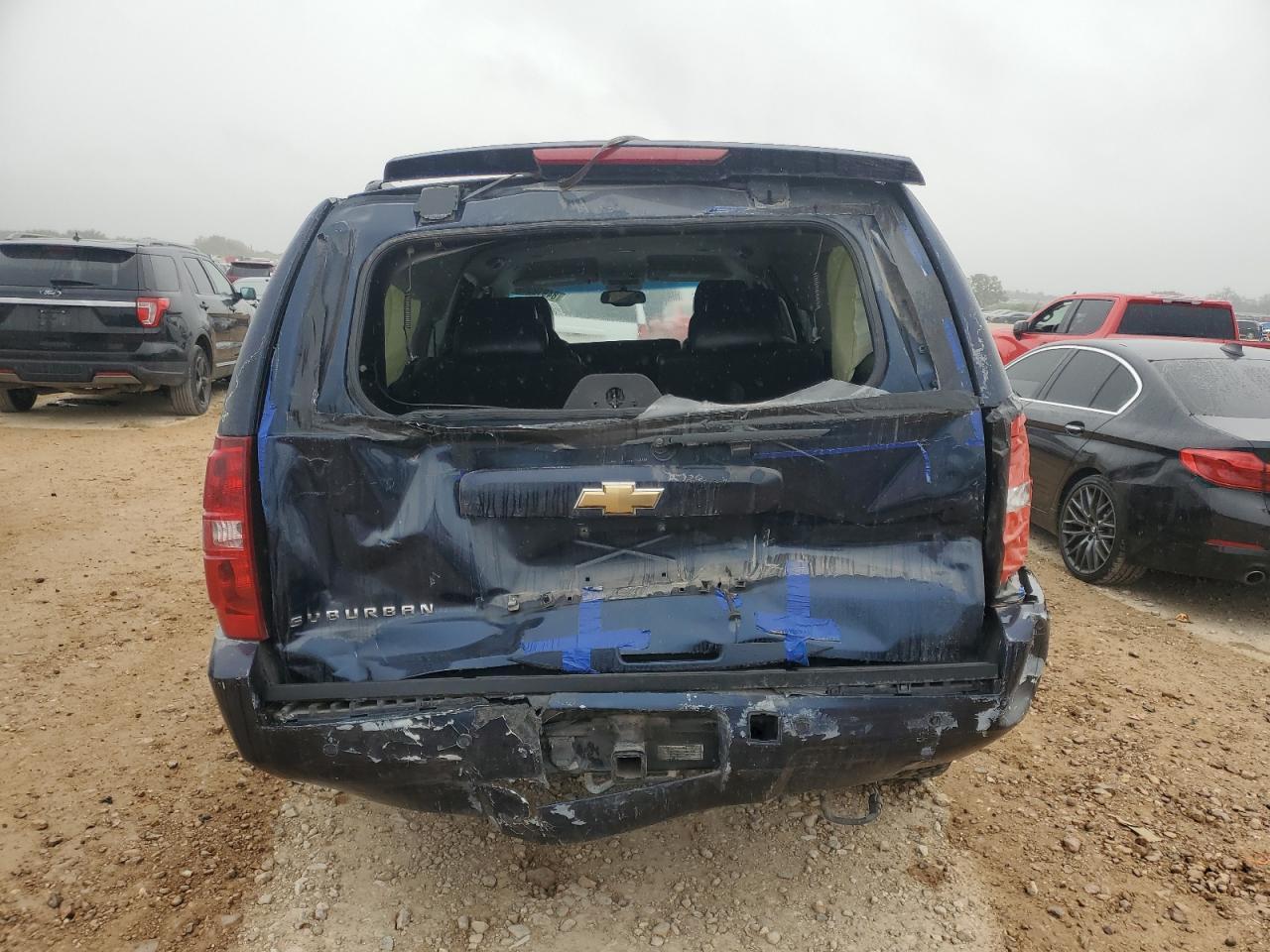 2007 Chevrolet Suburban C1500 - Image 6