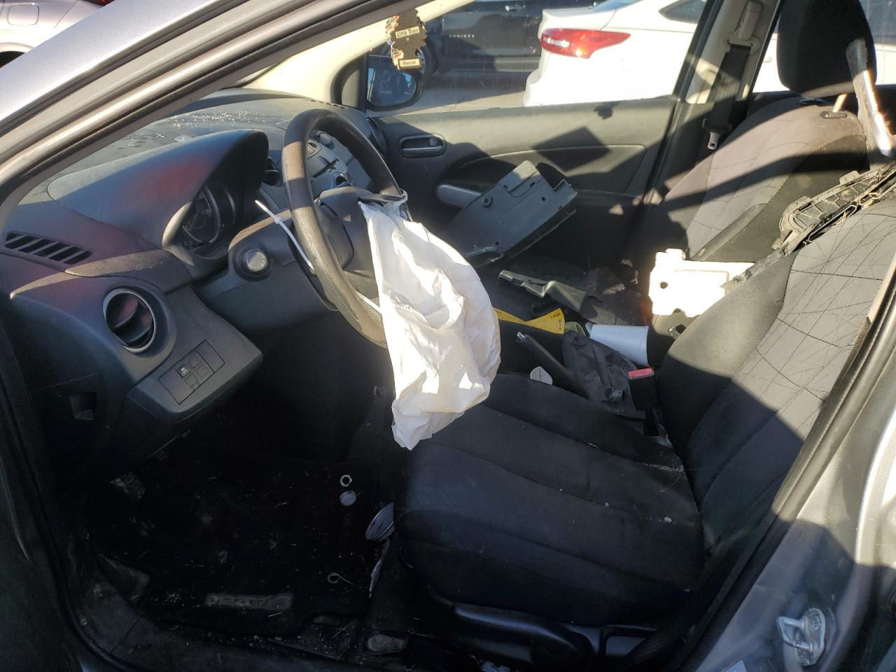 2014 Mazda Mazda2 Sport - Фото 7