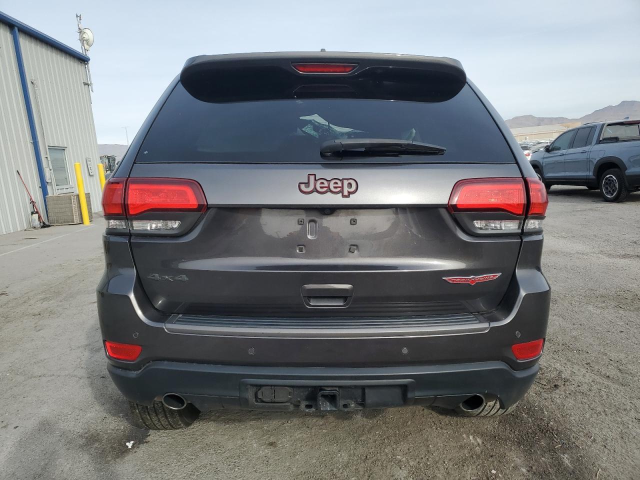 2021 Jeep Grand Cherokee Trailhawk - Image 6