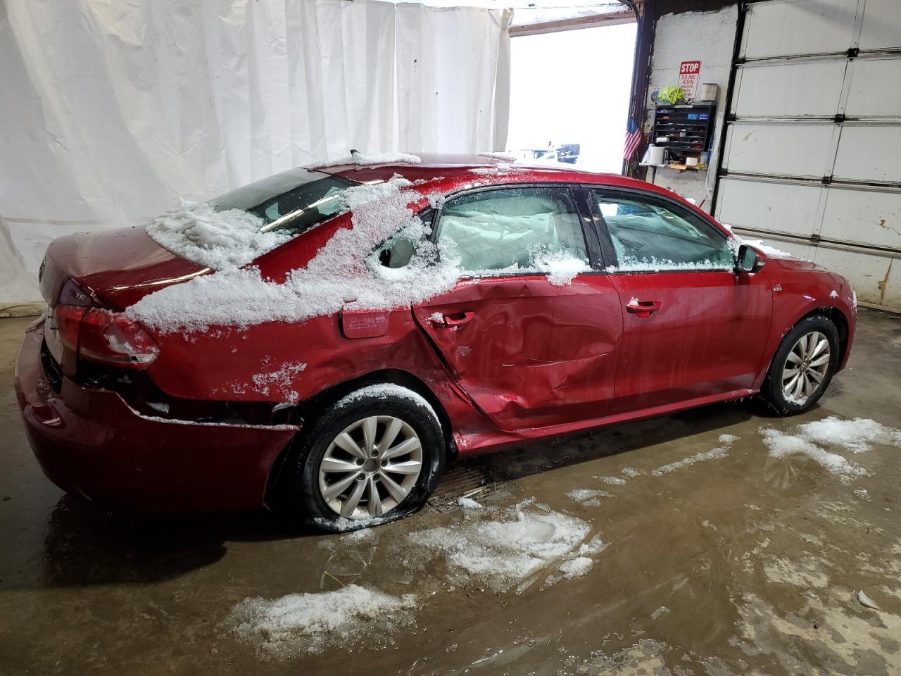 2016 Volkswagen Passat S - Фото 3